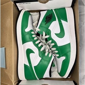 Air Jordan 1 Mid Lucky Green